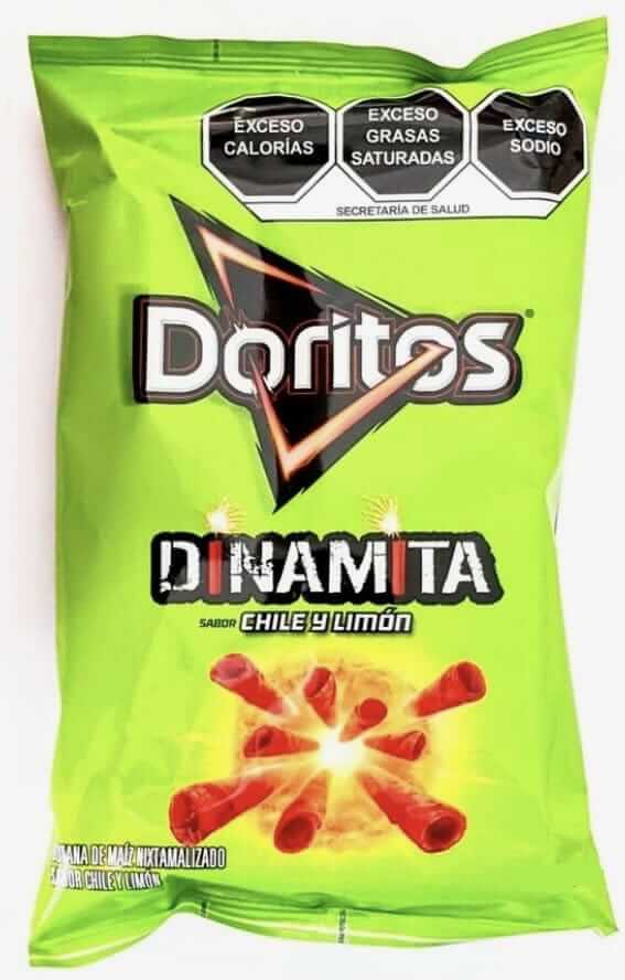 Doritos Dinamita Chile y Limón flavor snack bag showcasing vibrant green packaging.
